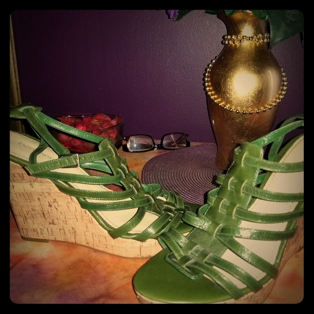 New neva wore Sandals